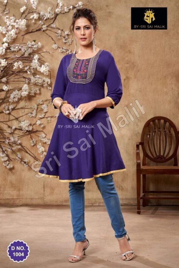 15645 Short Kurtis
