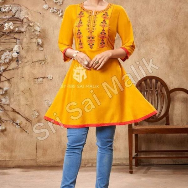15645 Short Kurtis