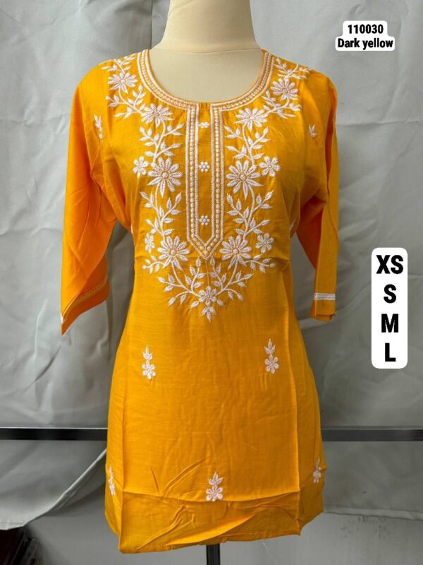 110330 Short Kurtis