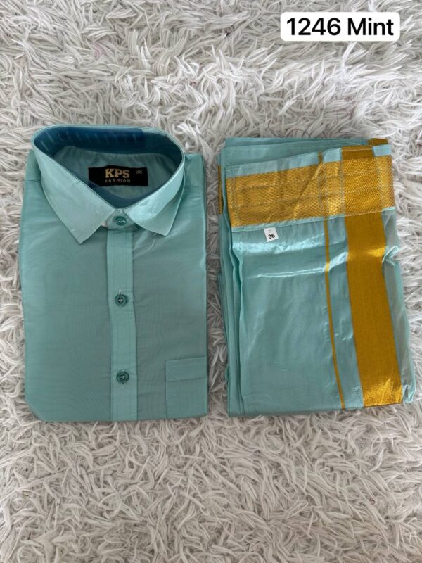124670 Mens Vetti Sattai