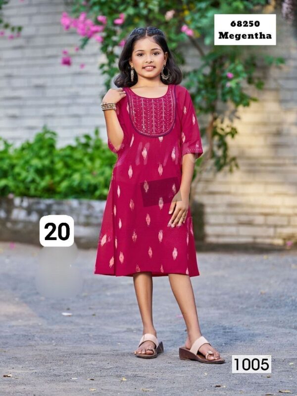 68250 Kids Tops